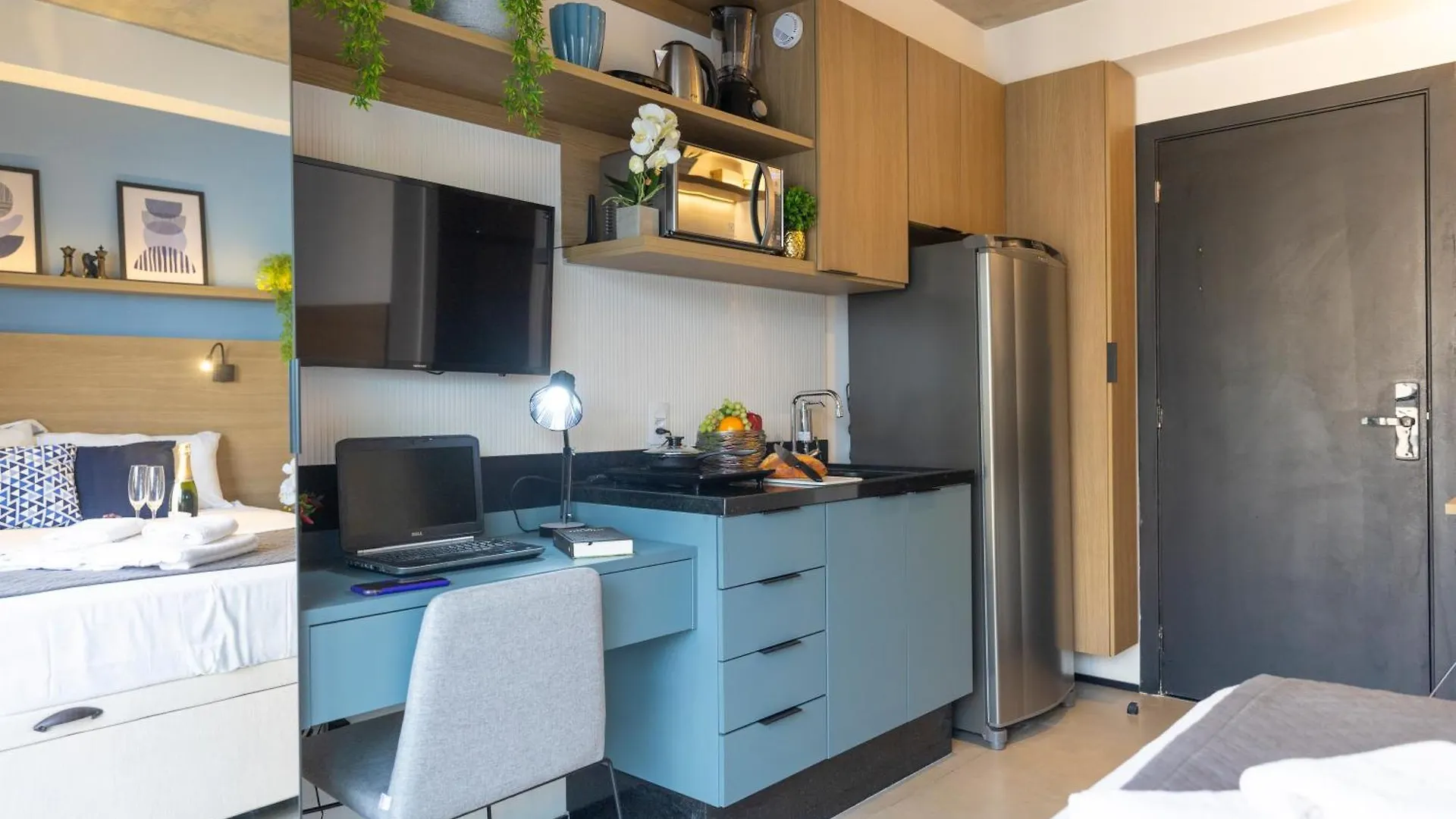 Estudios Com Ac E Varanda Na Bela Vista Sao Paulo Apartment