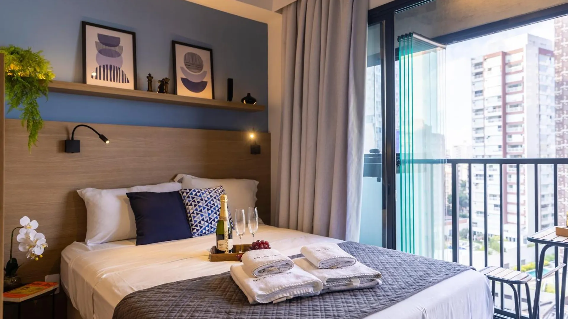 Apartment Estudios Com Ac E Varanda Na Bela Vista Sao Paulo